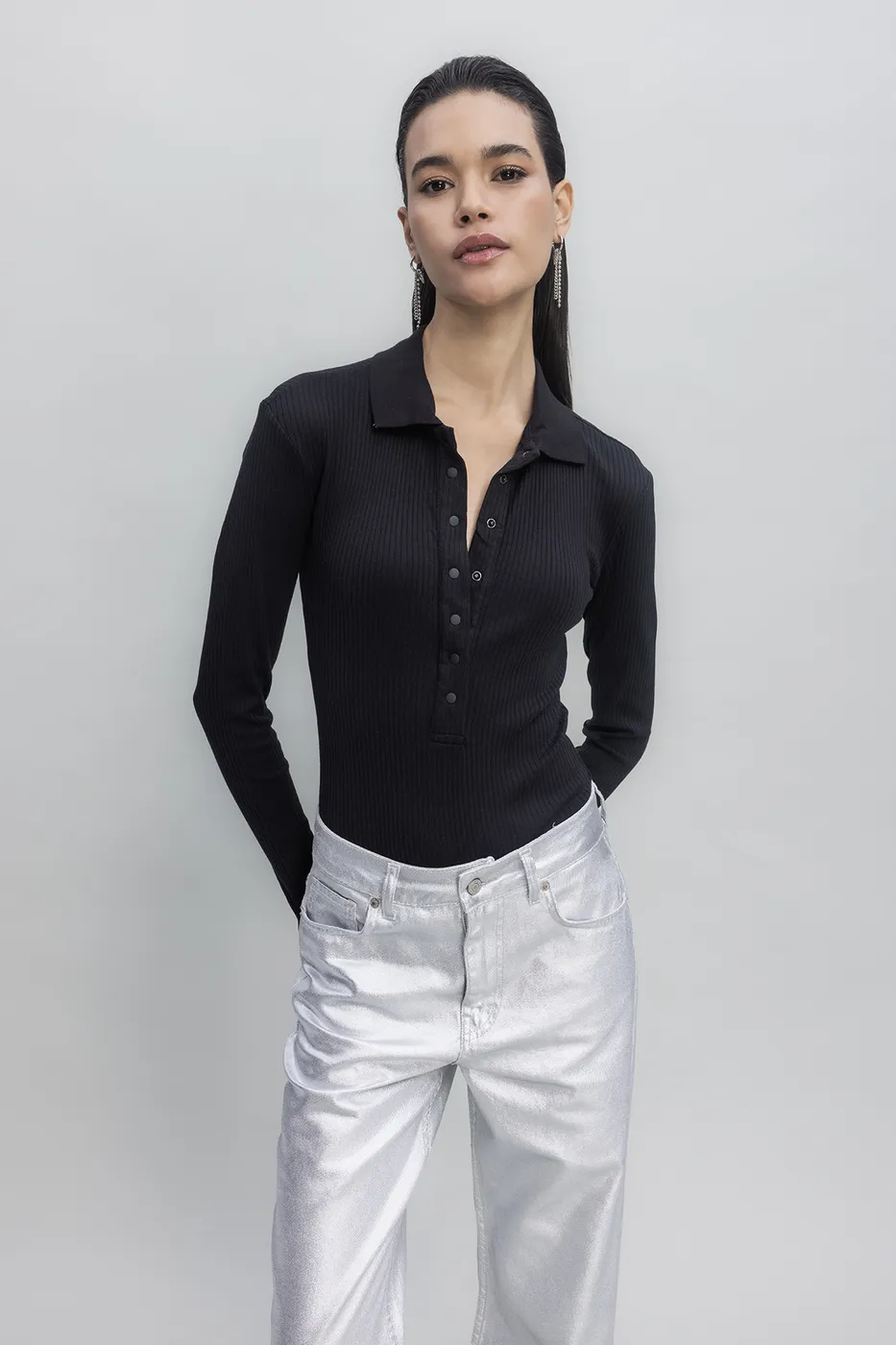 Bayan Siyah Örgü Yakalı Bodysuit