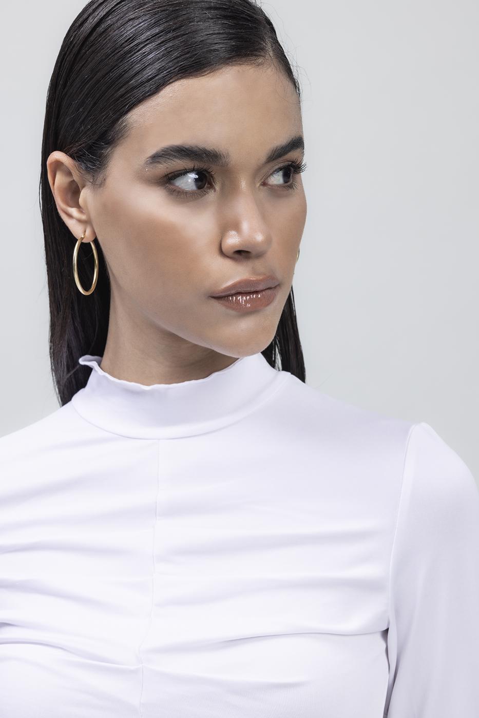 Bayan Beyaz Dik Yaka Drape Detaylı Top