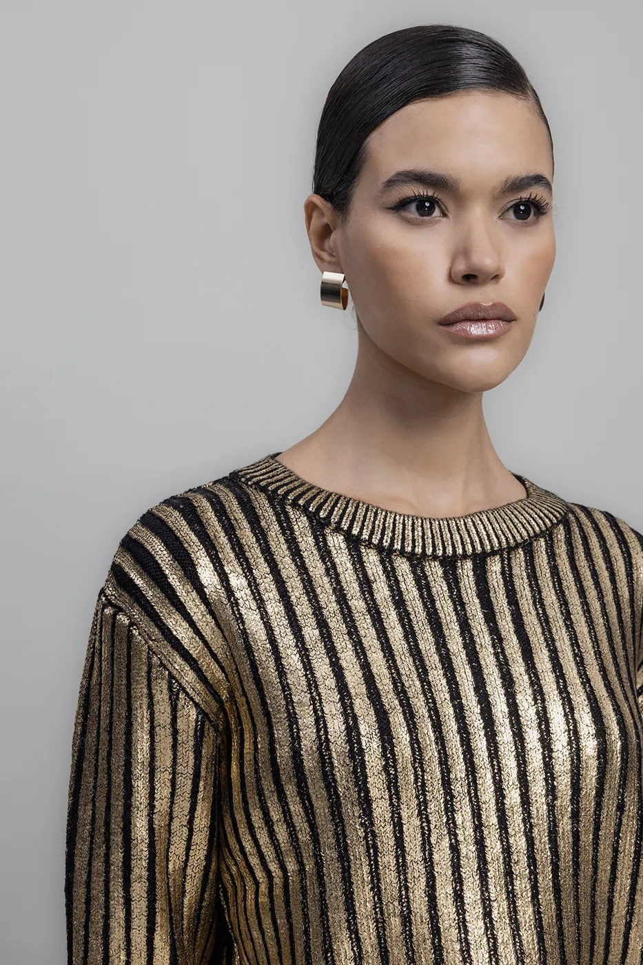 Bayan Siyah Varak Baskılı Kazak