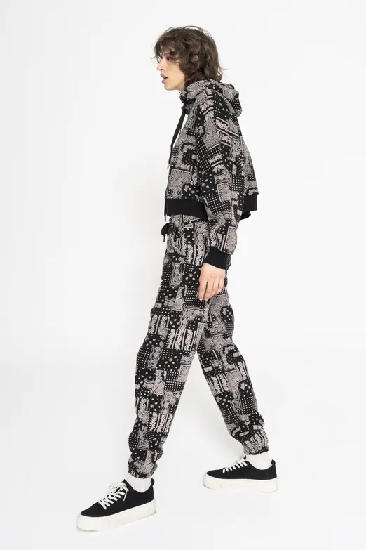 Bayan Siyah Desenli Şardonlu Jogger Pantolon - BSL