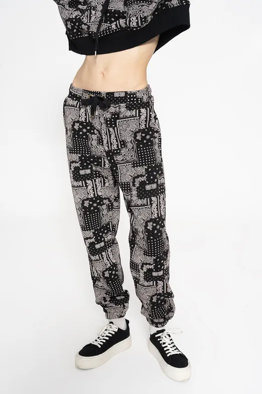 Bayan Siyah Desenli Şardonlu Jogger Pantolon - BSL