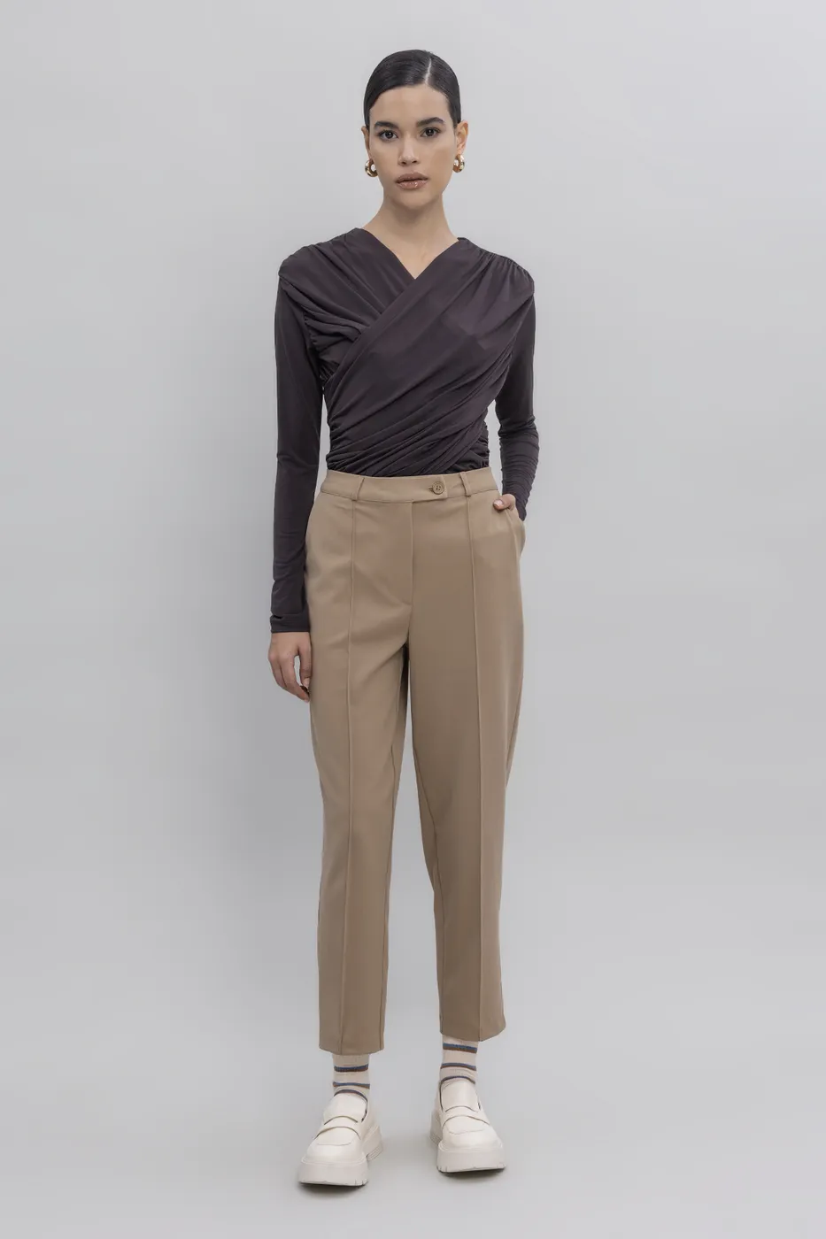 Bayan Bej Dar Paça Klasik Pantolon