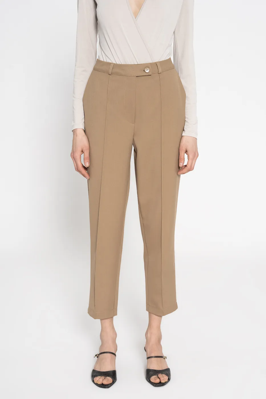 Bayan Bej Dar Paça Klasik Pantolon