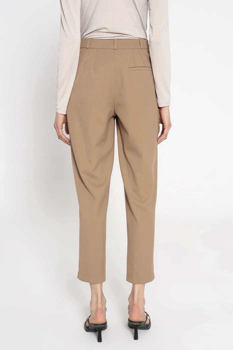 Bayan Bej Dar Paça Klasik Pantolon