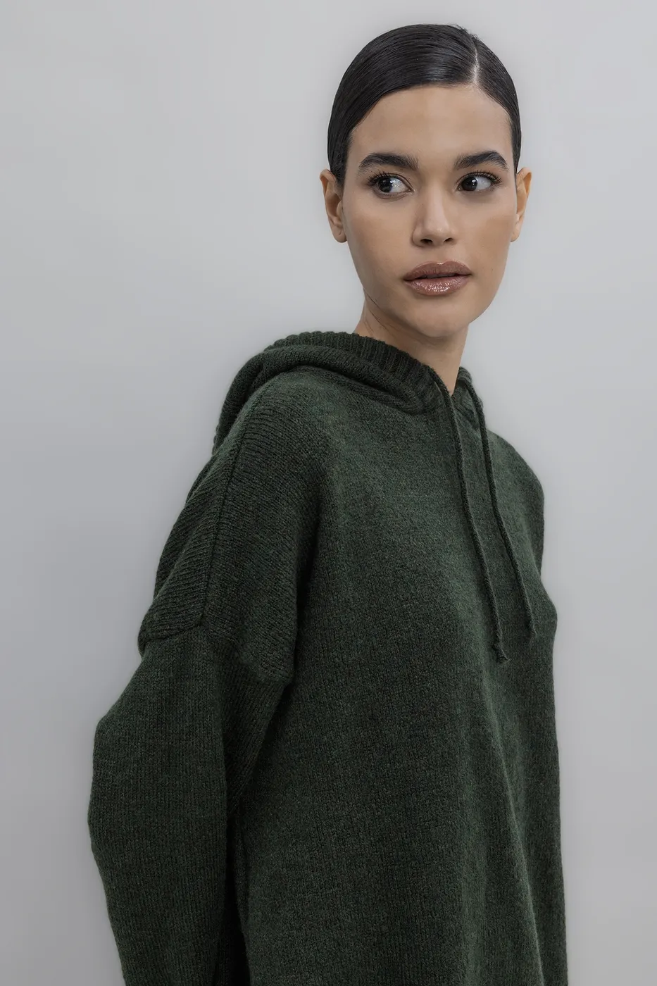 Bayan Yeşil Kapüşonlu Triko Uzun Kazak