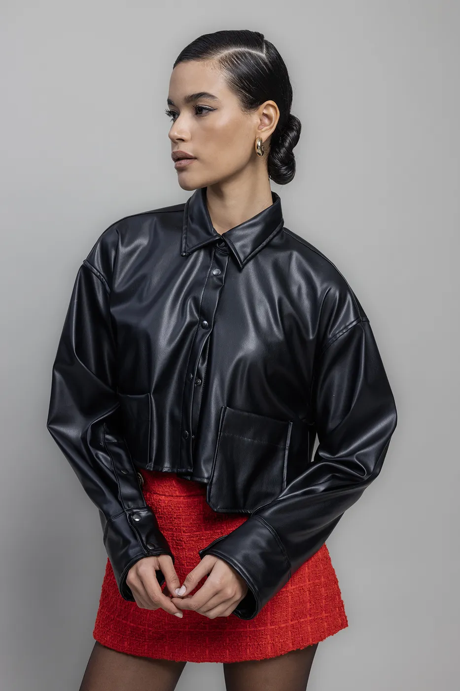 Bayan Siyah Crop Suni Deri Gömlek