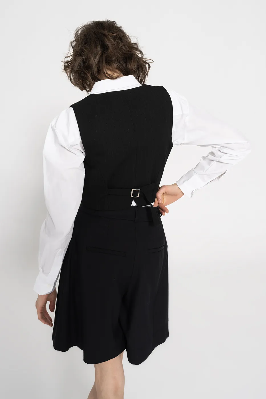 Bayan Siyah Düğmeli Yelek