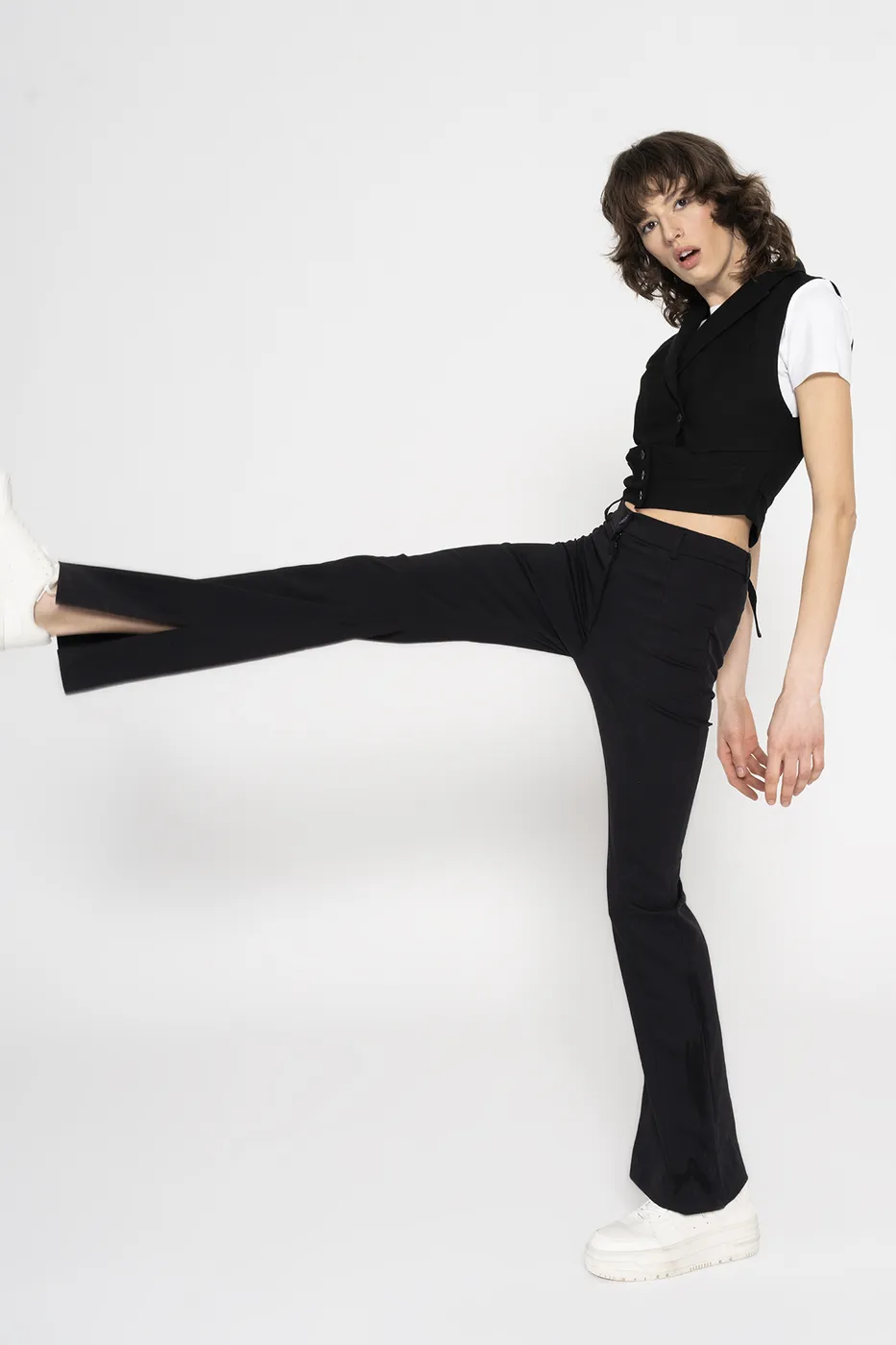 Bayan Siyah İç Paça Yırtmaçlı Yüksek Bel Pantolon