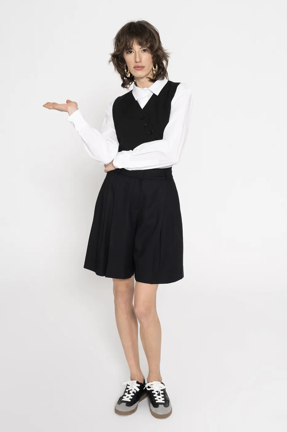 Bayan Siyah Yüksek Bel Bermuda Şort