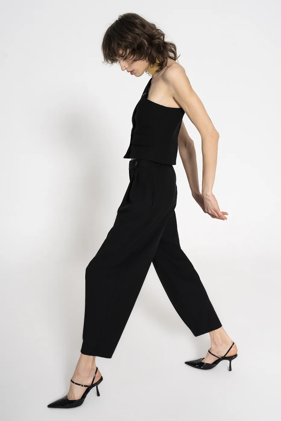 Bayan Siyah Pileli Havuç  Pantolon