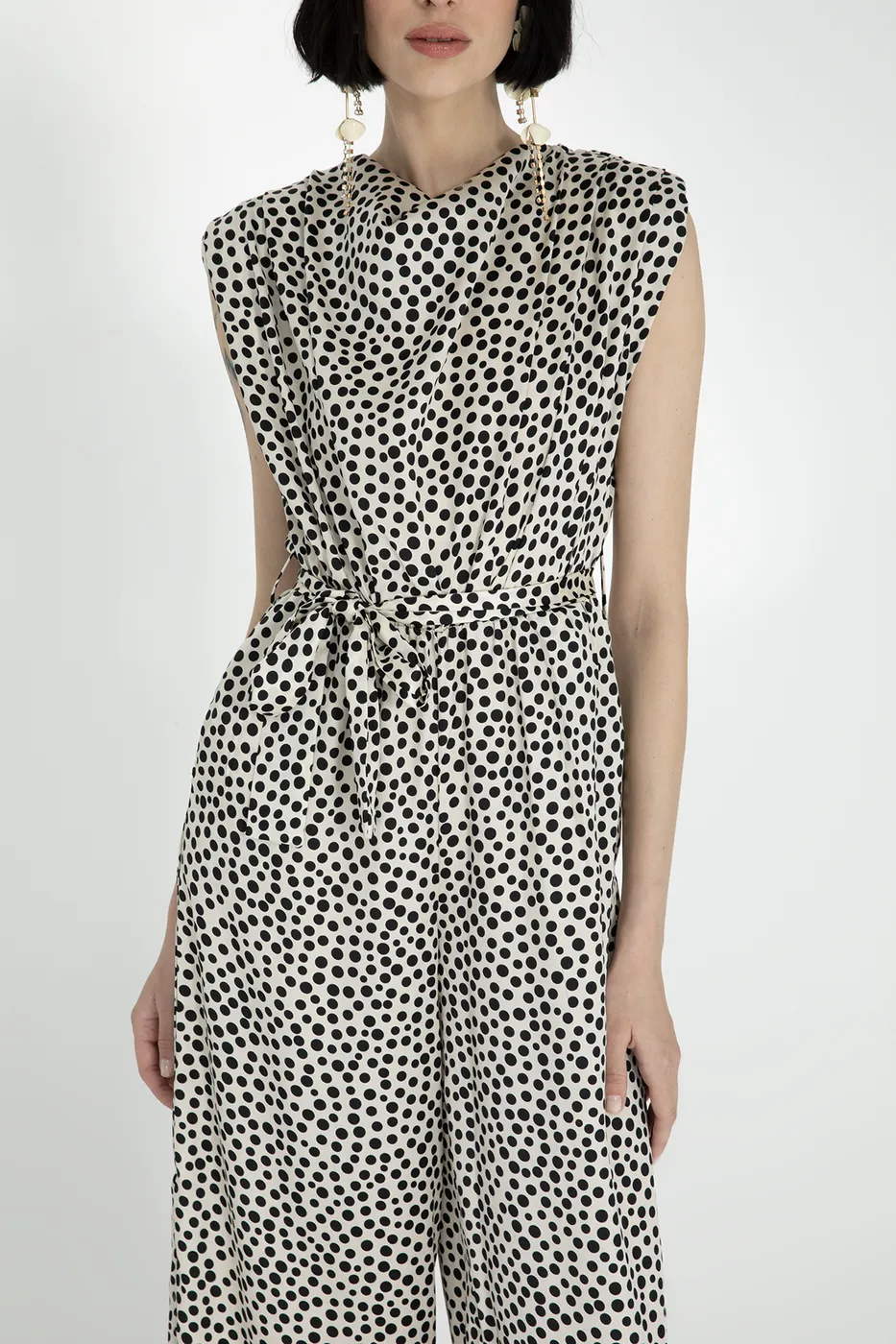 Bayan Ekru Degaje  Yakalı  Kolsuz Tulum