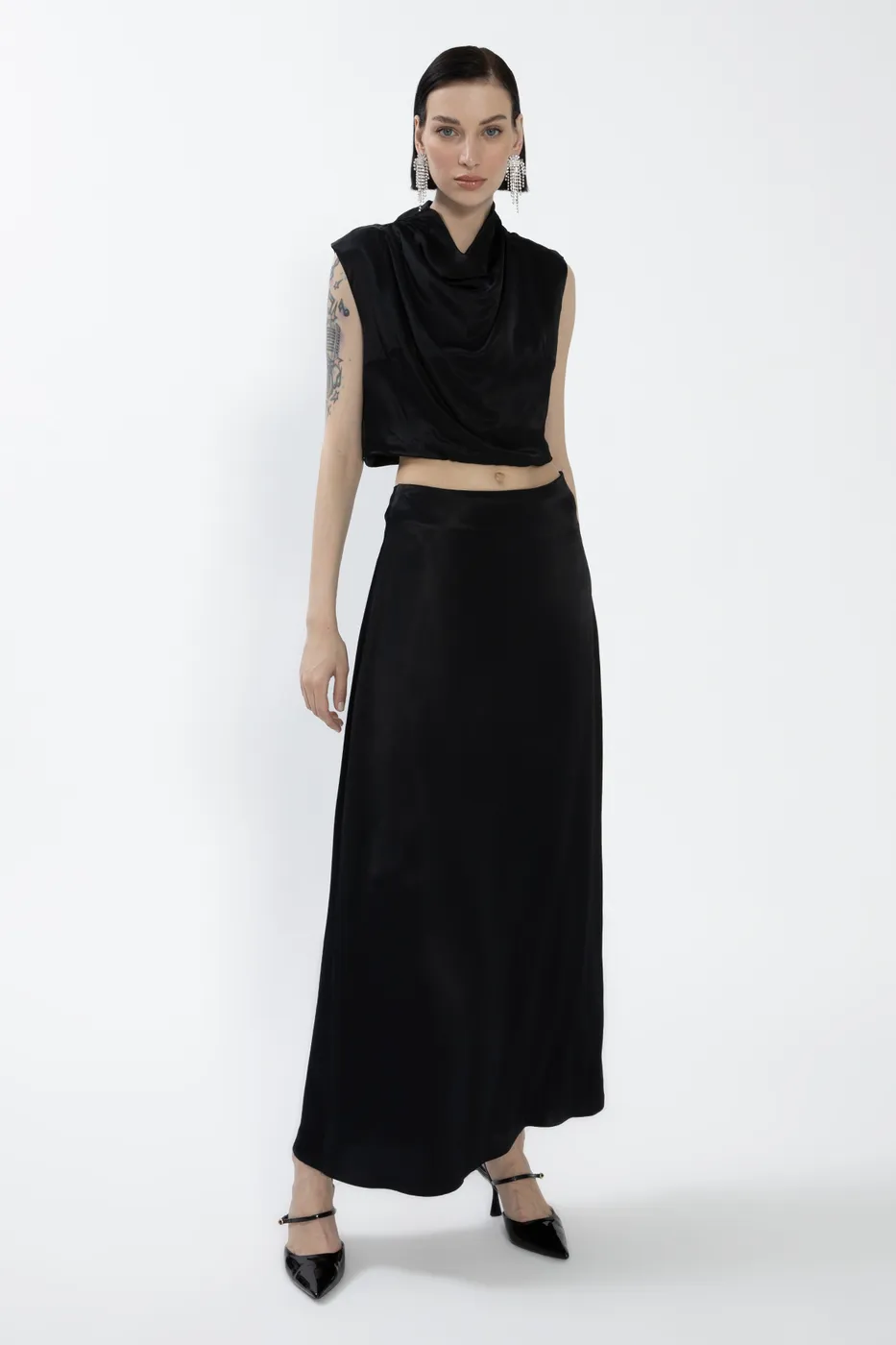 Bayan Siyah Saten Midi Etek