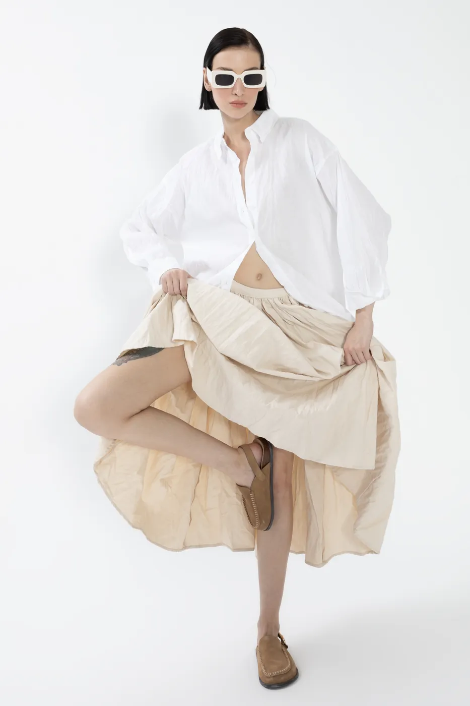 Bayan Ekru Pileli Bel Bantlı Etek