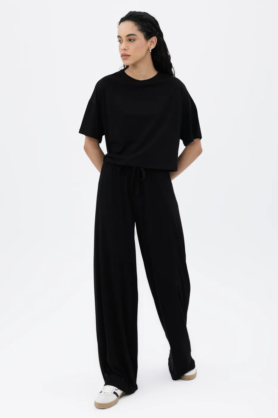 Bayan Siyah Bol Paça Pantolon