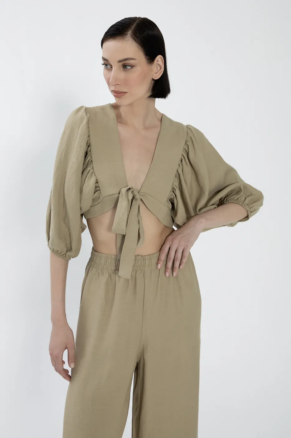 Bayan Yeşil Balon Kollu Bağlamalı Keten Karışımlı Bluz