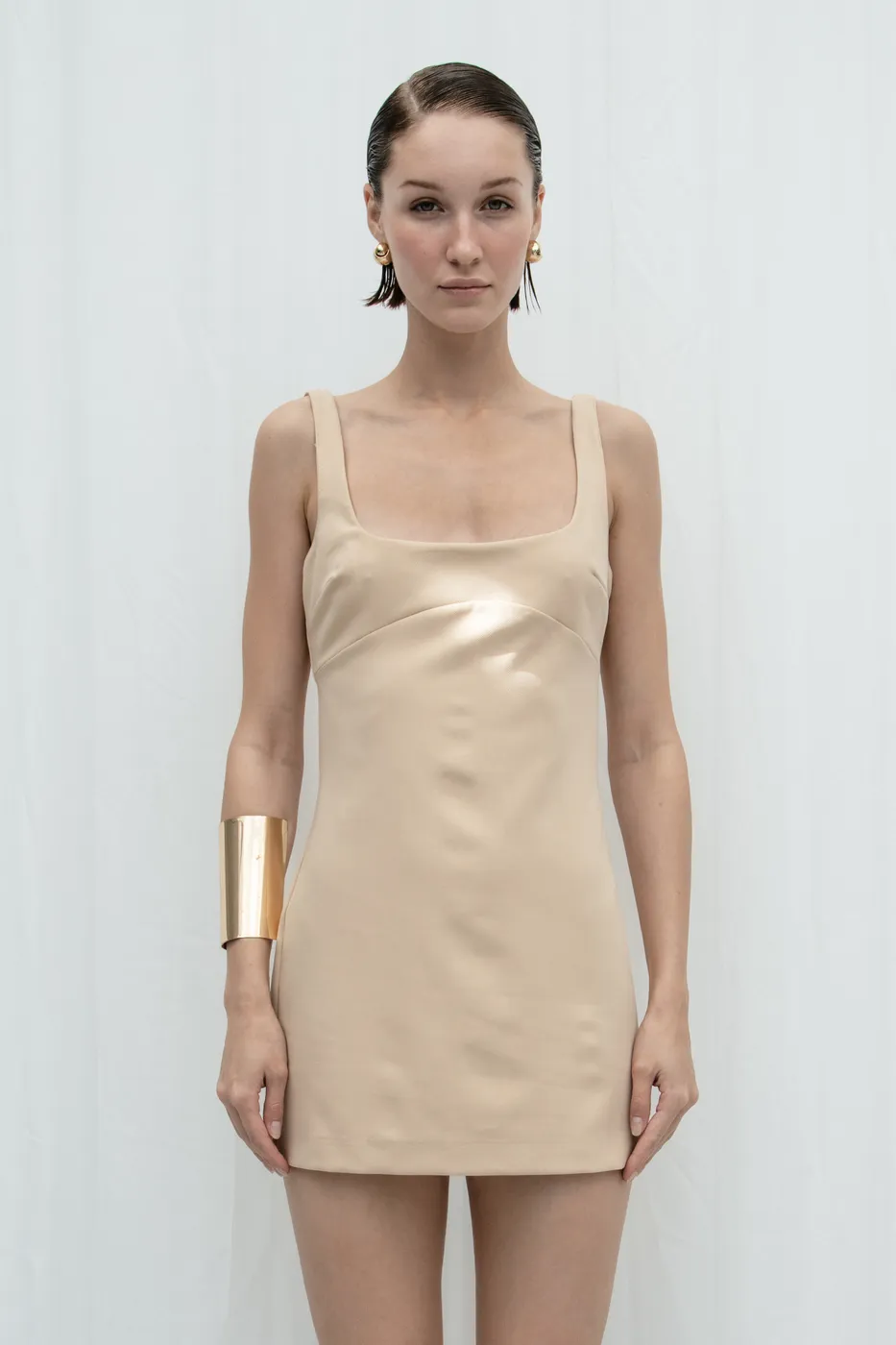 Bayan Bej Vücuda Oturan Mini Elbise