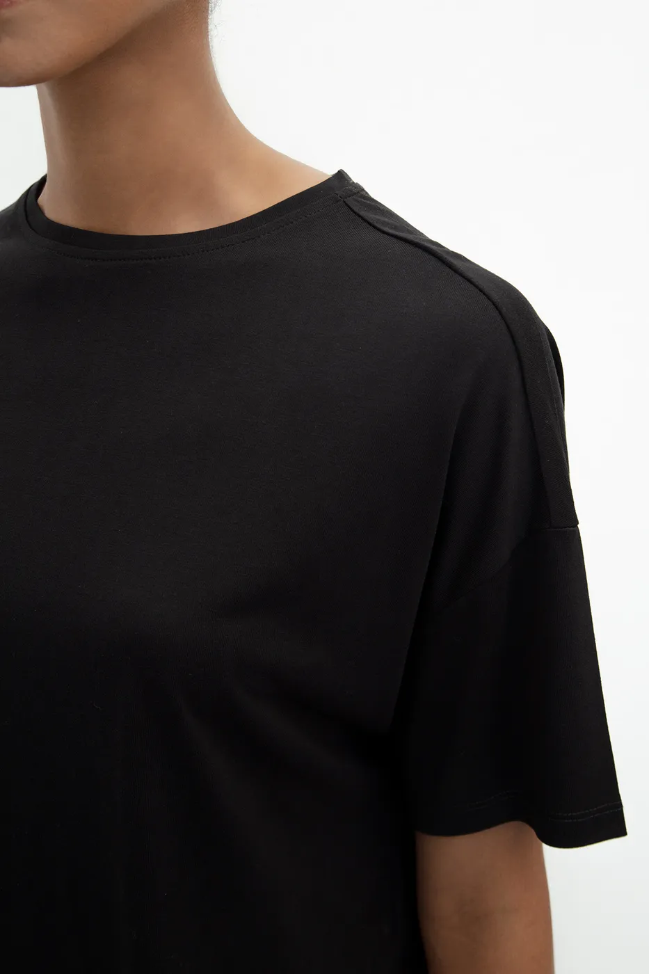 Bayan Siyah Basic Kısa Kollu Tshirt