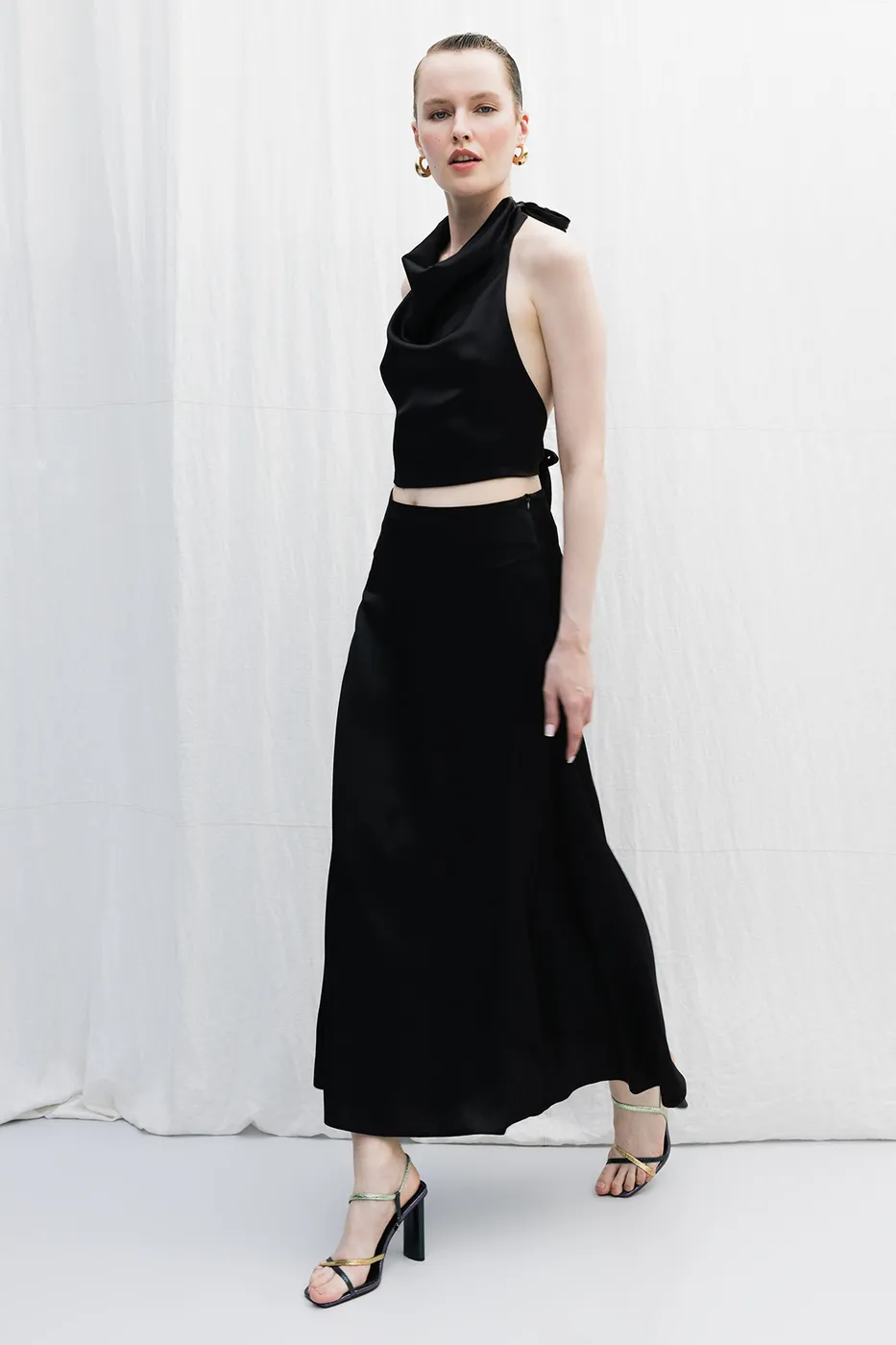 Bayan Siyah Saten Midi Boy Etek