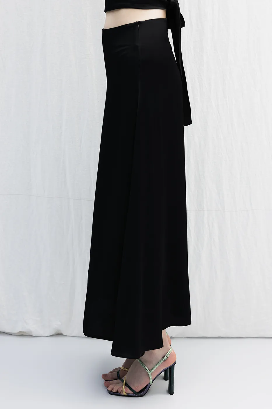 Bayan Siyah Saten Midi Boy Etek