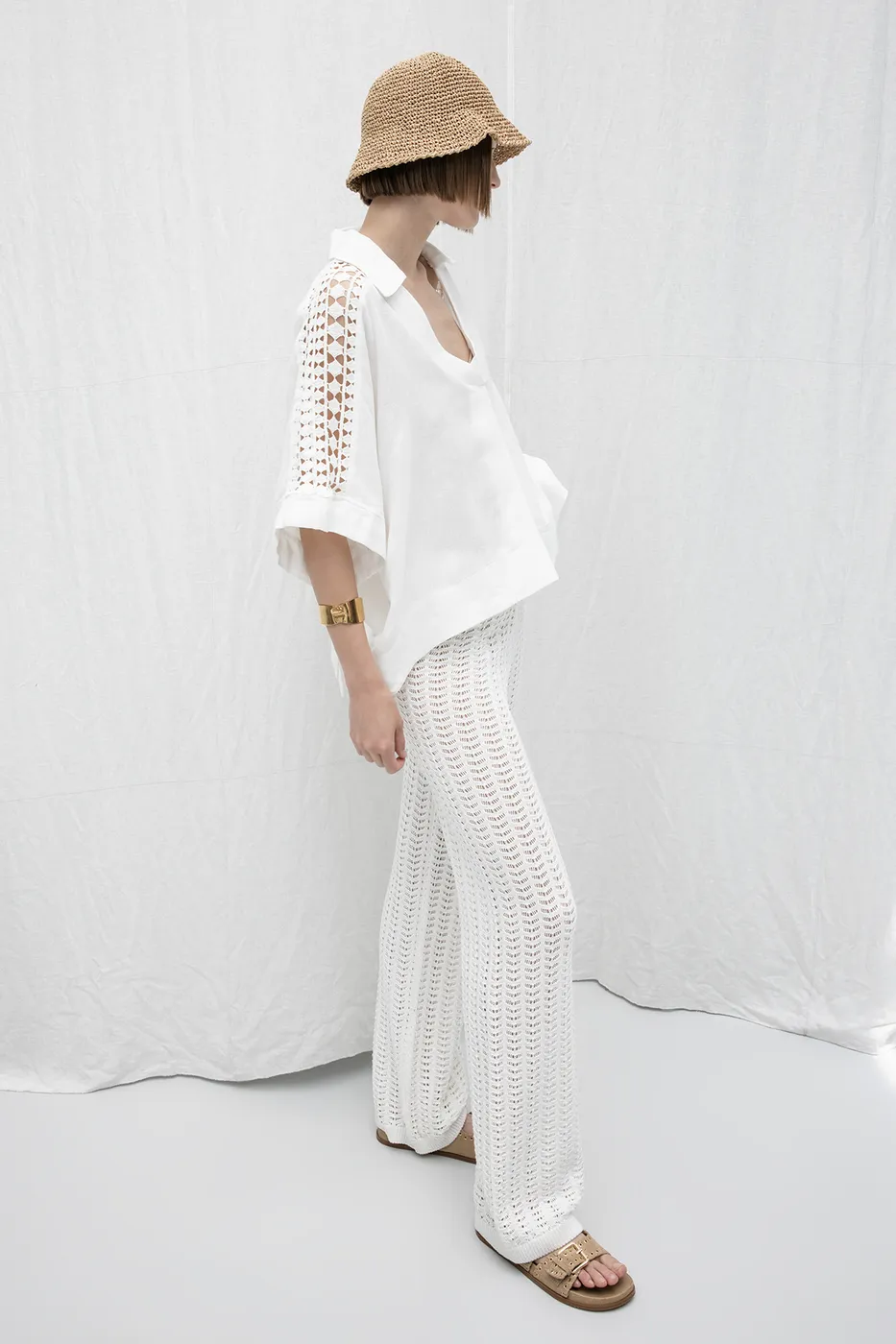 Bayan Ekru Dantel Detaylı Bluz