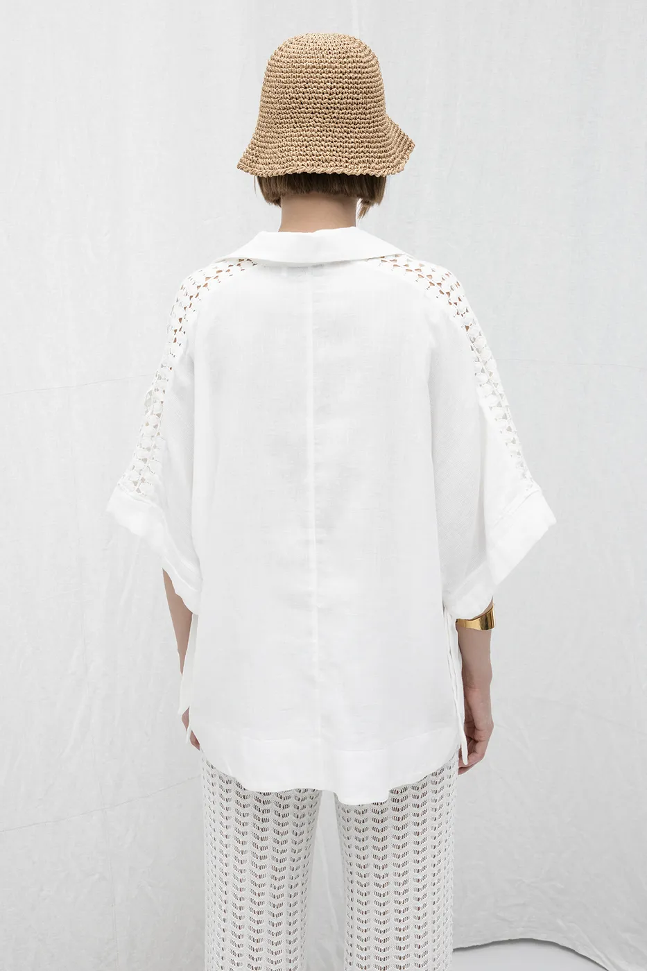 Bayan Ekru Dantel Detaylı Bluz