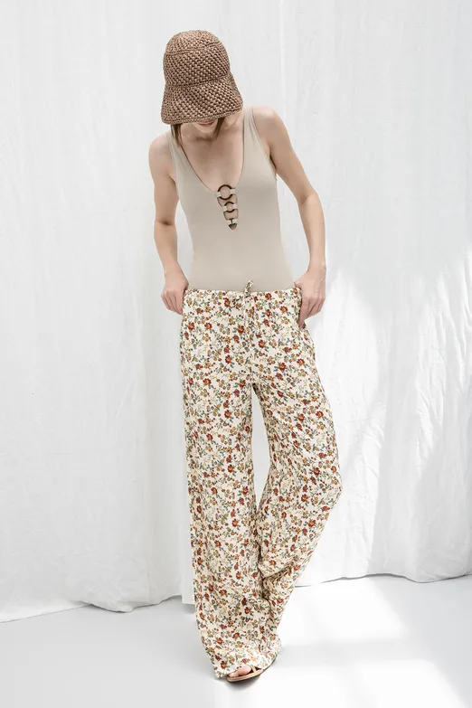 Bayan Krem Çiçekli Bol Pantolon - BSL