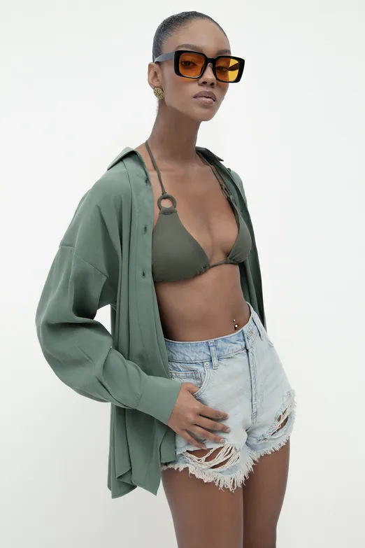 Bayan Mavi Yıpratmalı Denim Mini Şort - BSL