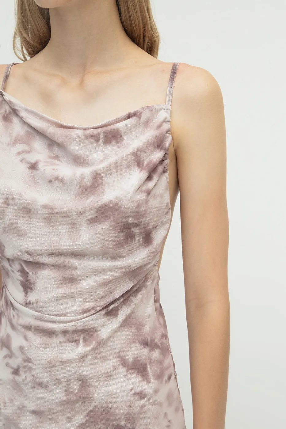 Bayan Kahverengi Askılı Tül Midi Elbise