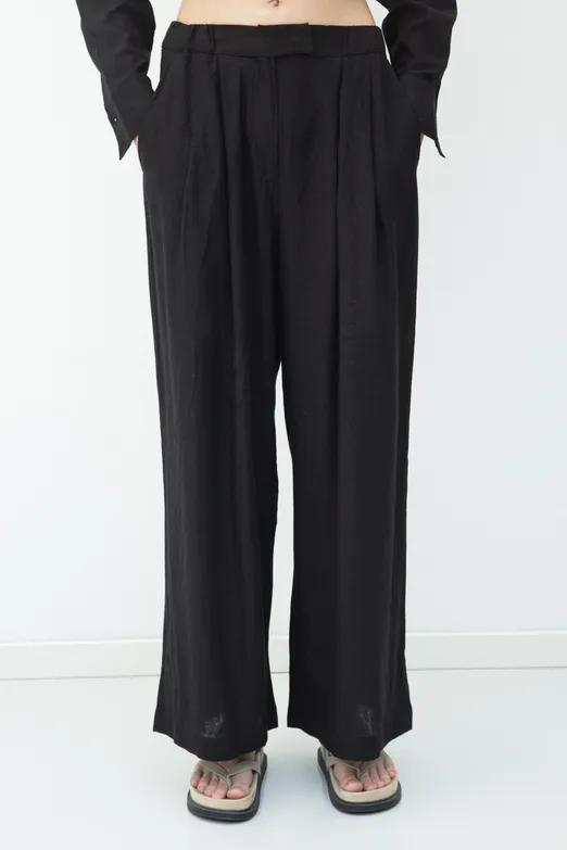 Bayan Siyah Keten Karışımlı Pileli Bol Pantolon - BSL