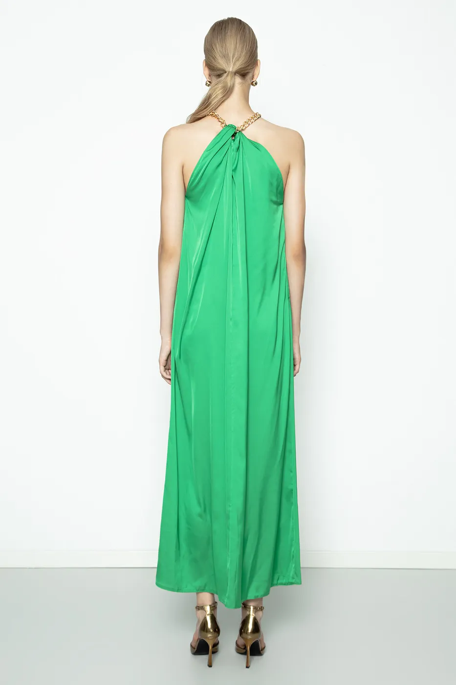 Bayan Yeşil Zincir Detaylı Saten Maksi Elbise