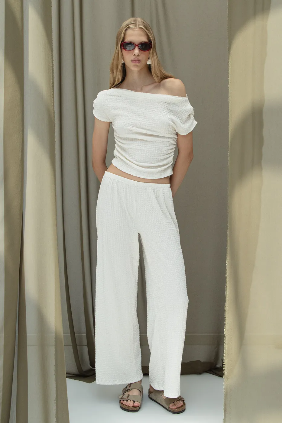 Bayan Ekru Dokulu Pantolon
