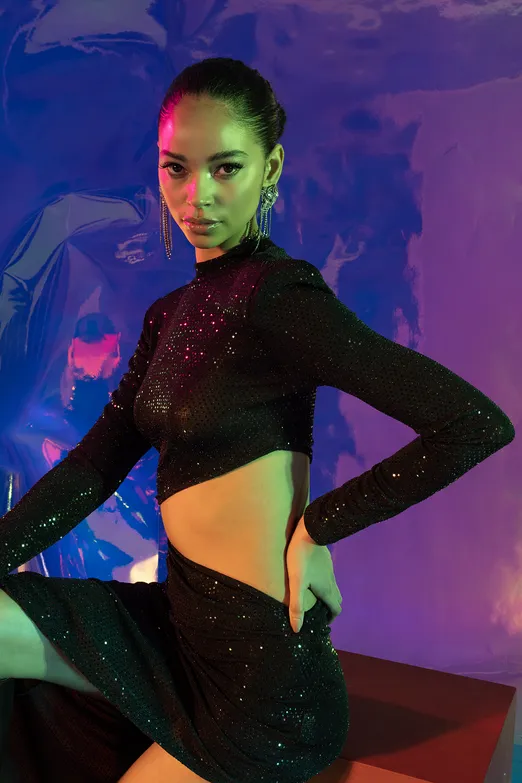 Bayan Siyah Pulpayet Derin Yırtmaçlı Bel Dekolteli Midi Elbise - BSL