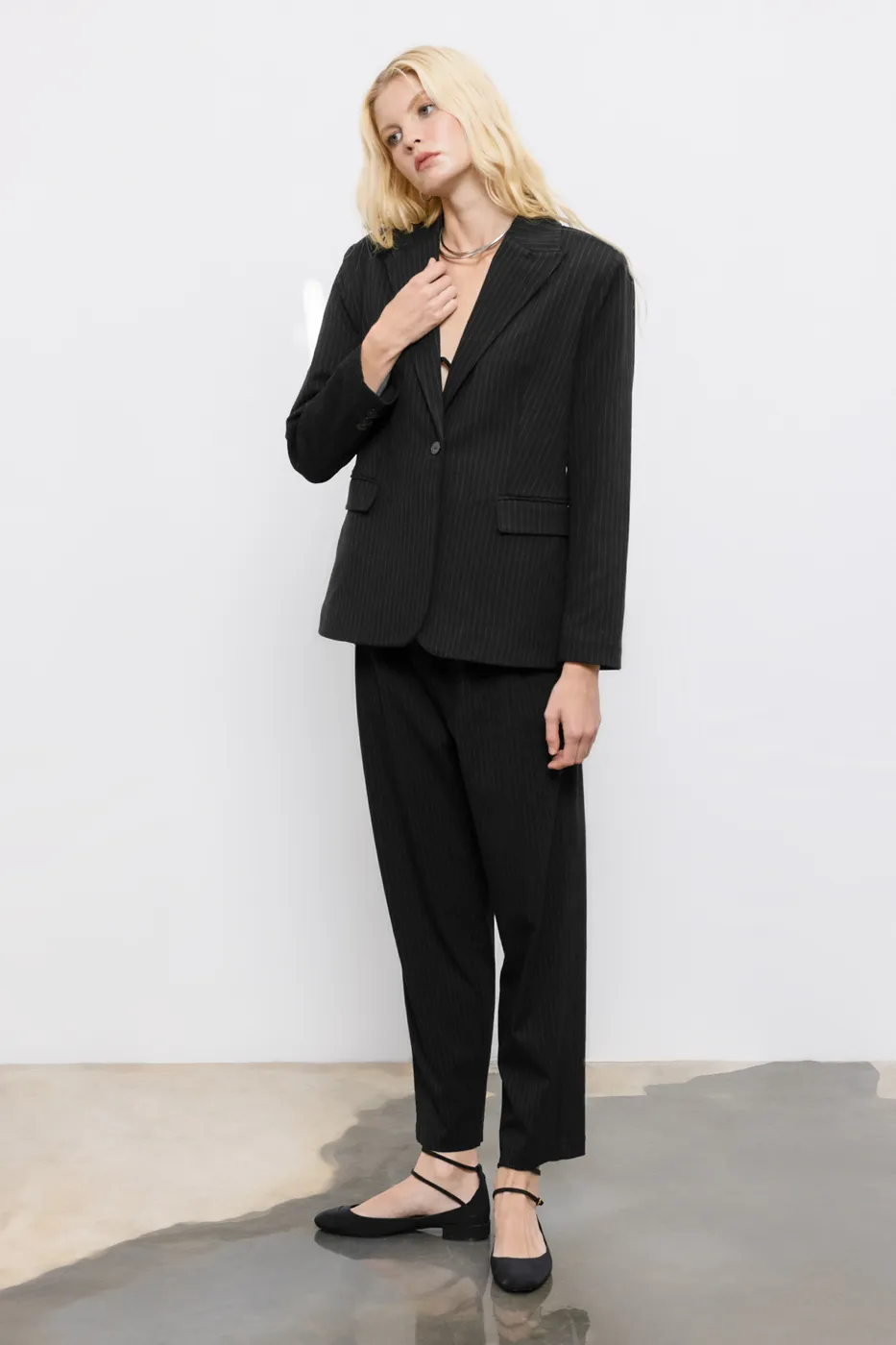 Bayan Siyah Arka Bel Lastikli Pileli Kumaş Pantolon