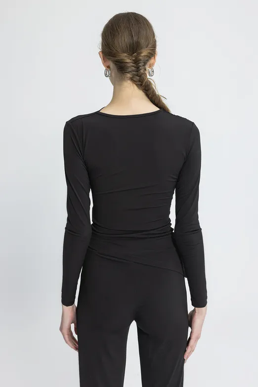 Bayan Siyah Drapeli Top - BSL