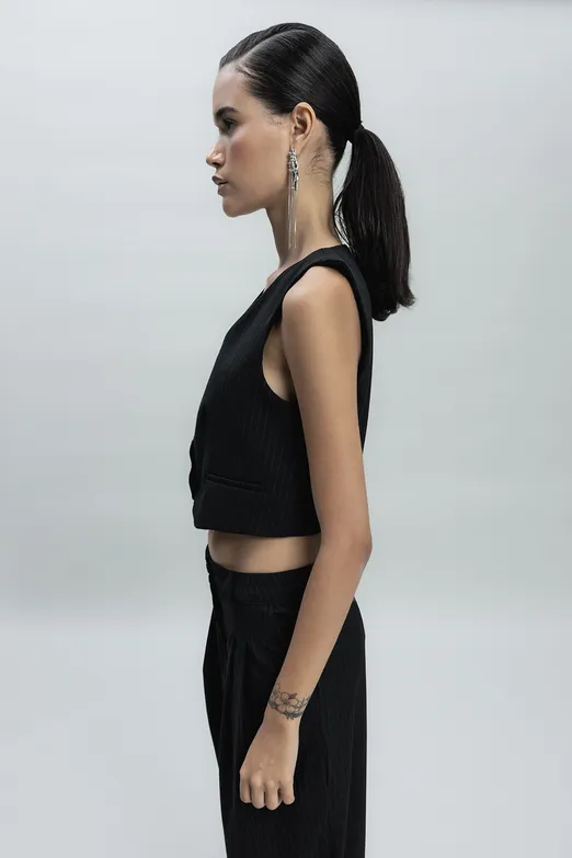 Bayan Siyah Crop Fit Yelek - BSL