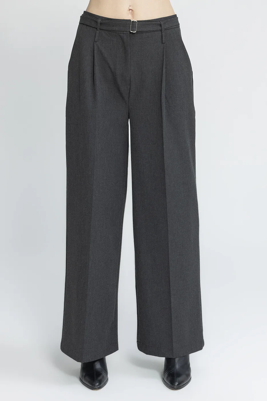 Bayan Antrasit Kemer Tokalı Pileli Pantolon