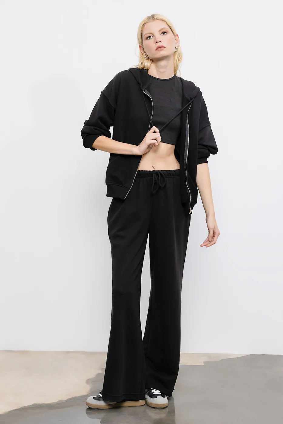 Bayan Siyah Normal Bel Düz Kesim Pantolon