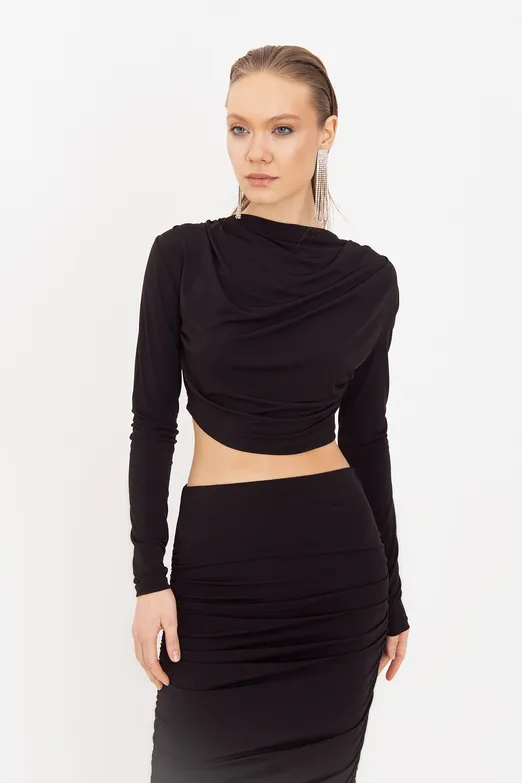 Bayan Siyah Dik Degaje Yakalı Crop Bluz - BSL