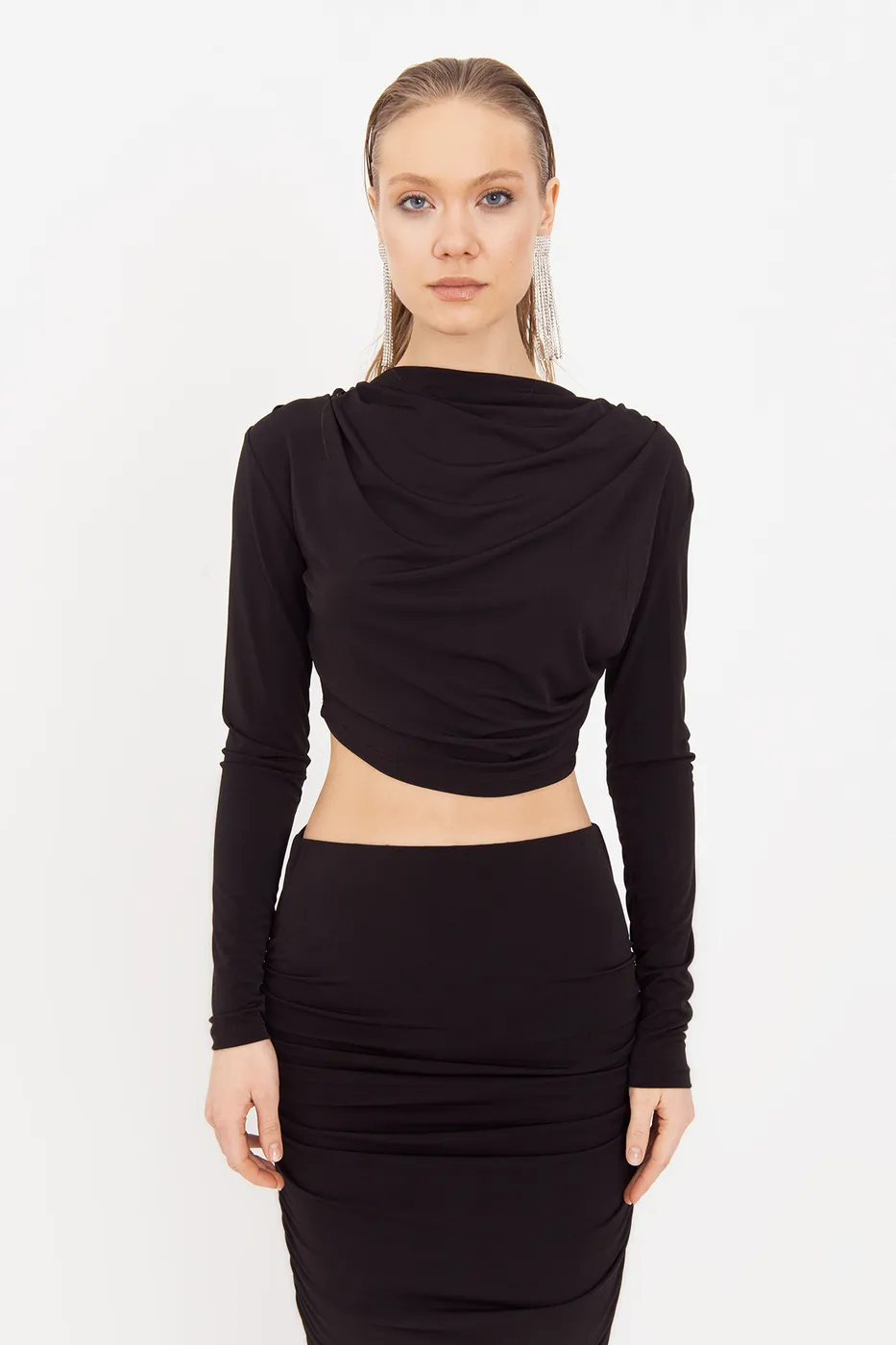 Bayan Siyah Dik Degaje Yakalı Crop Bluz