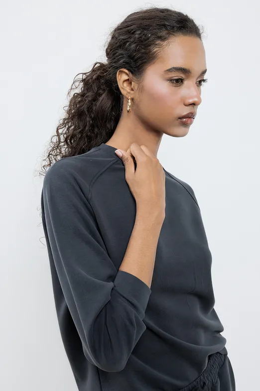Bayan Siyah Bisiklet Yaka Basic Sweatshirt - BSL