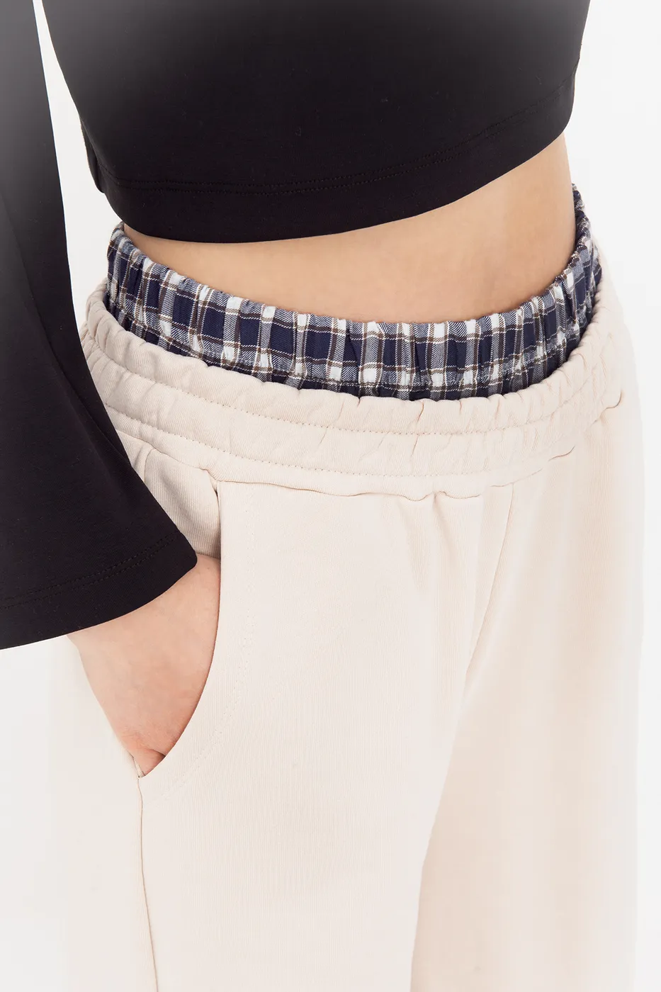 Bayan Siyah Modal Dik Yakalı Pat Detaylı Sweatshirt