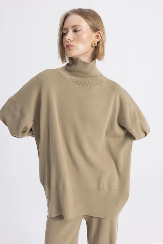 Bayan Yeşil Dik Balıkçıl Yaka Triko Kazak - BSL