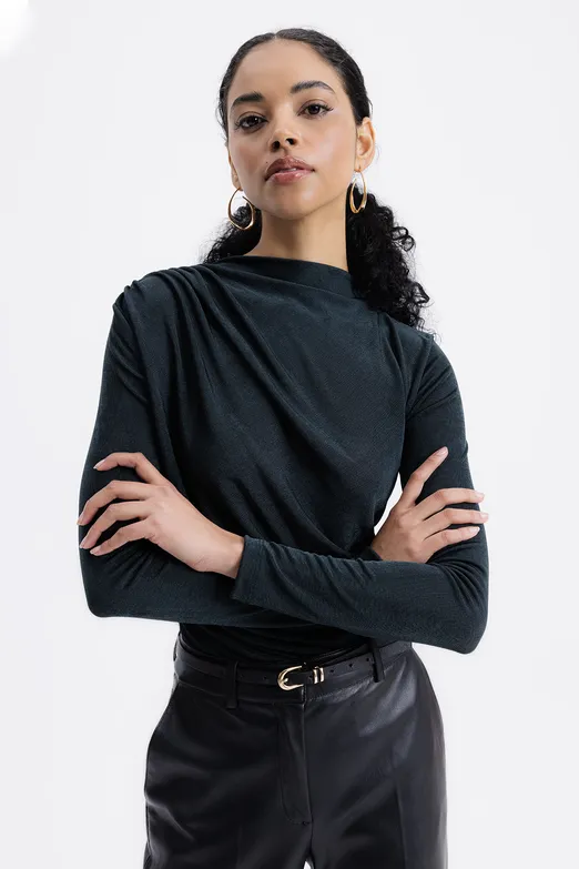 Bayan Yeşil Drapeli Kayık Yaka Bluz - BSL