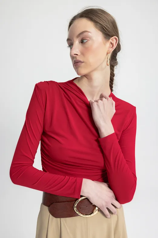 Bayan Kırmızı Drapeli Top - BSL