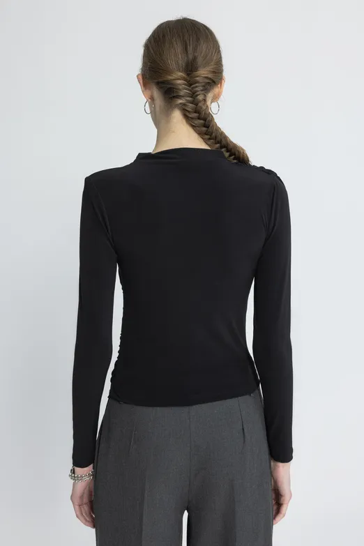 Bayan Siyah Drapeli Top - BSL