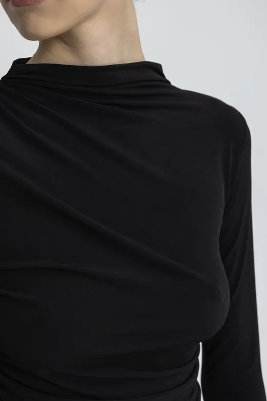 Bayan Siyah Drapeli Top - BSL