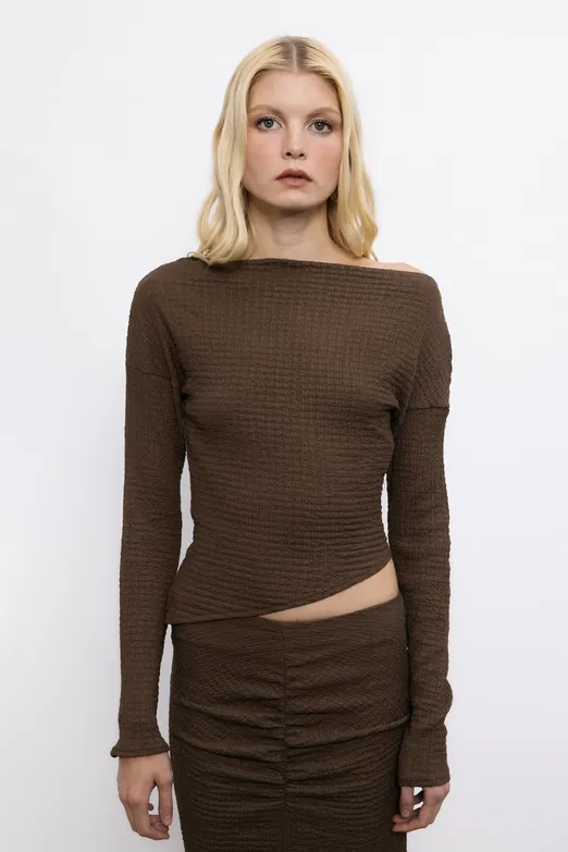 Bayan Kahverengi Asimetrik Kesimli Etek Ucu Detaylı Dokulu Top - BSL