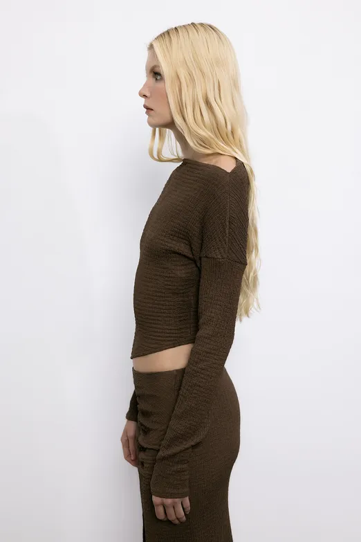 Bayan Kahverengi Asimetrik Kesimli Etek Ucu Detaylı Dokulu Top - BSL