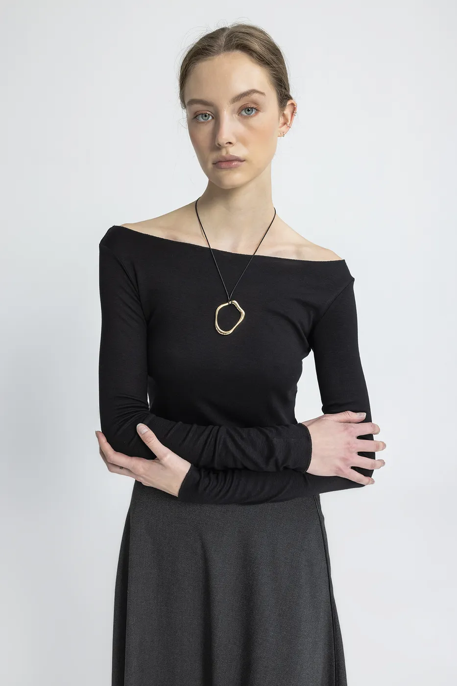 Bayan Siyah Carmen Yakalı Top