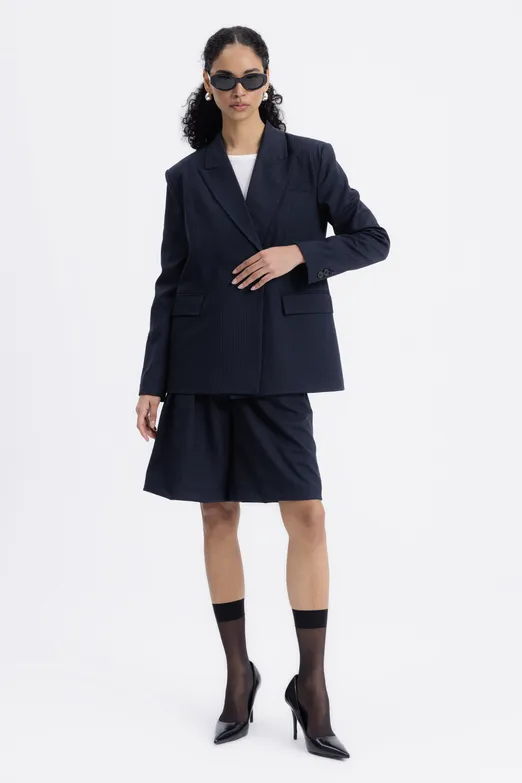 Bayan Lacivert Pileli Bermuda Şort - BSL